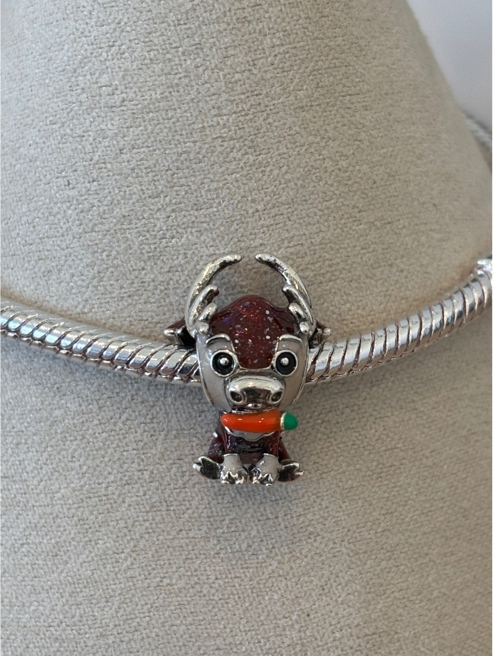 Pandora Disney Frozen Sven Charm